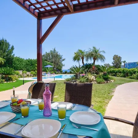 Villa Clive *